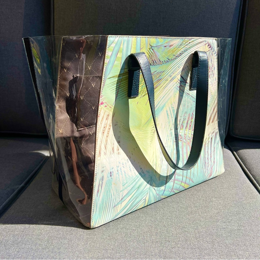 Vince Camuto Tropical Poolside Tote - Picture 3 of 8